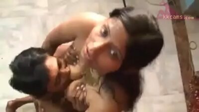 deshi aunty hot sex with young boy