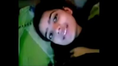 Cute Indian muslim girl fucked by boyfriend at home
