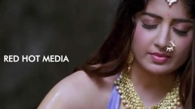 Indian actress Poona Kaur hot xxx romantic nude scene