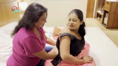 Hot Sexy Chubby Aunties XXX Indian Lesbian Porn Video